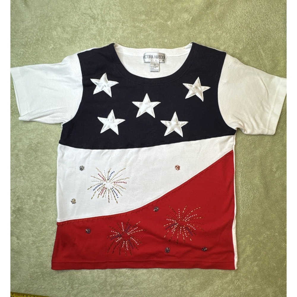 Victoria Harbour S/M Red White & Blue Flag Star 4th July firework USA Top Shirt
